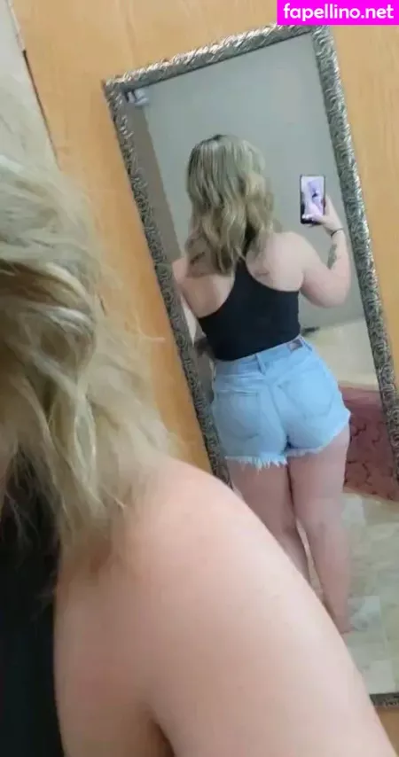 Jennifer Fox OnlyFans Thumbnail #3wHuzFBGdO