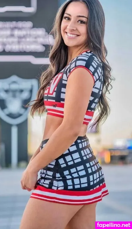 Jennifer Friday OnlyFans Thumbnail #dovYCa2dwO