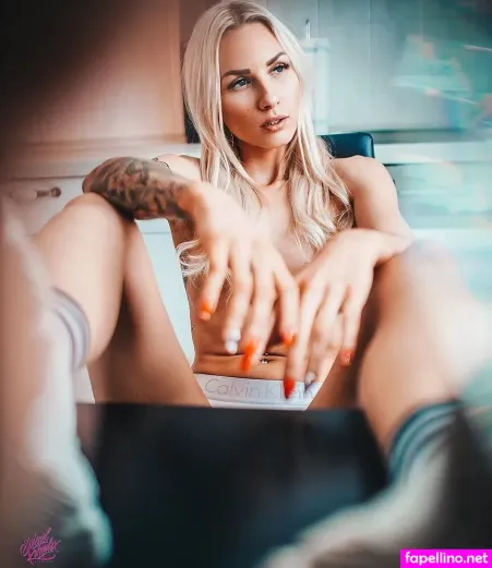 Jennifer Kirchhoff OnlyFans Thumbnail #HsUyuM7v42