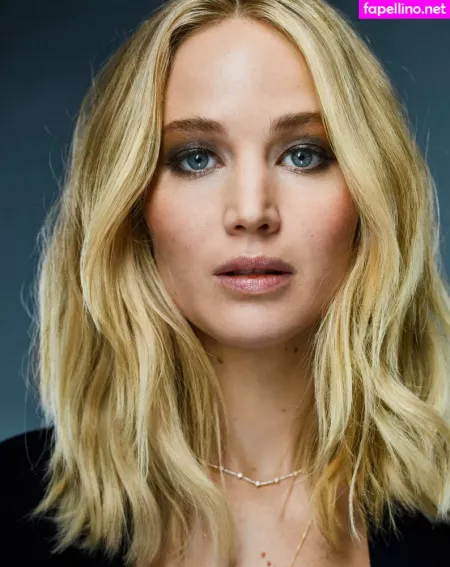 Jennifer Lawrence OnlyFans Thumbnail #2BFLsib5Uw