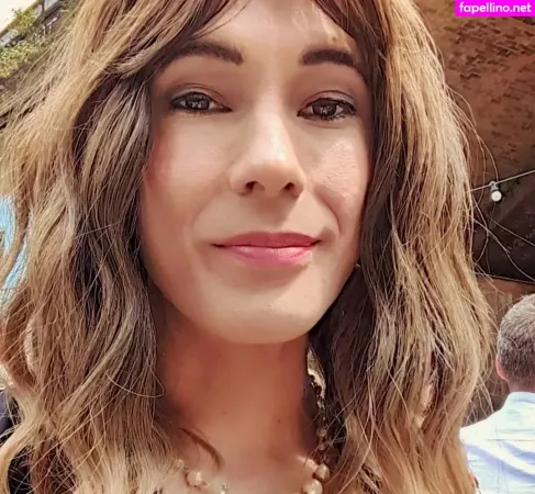 Jennifer London OnlyFans Thumbnail #BnwALaTcRp