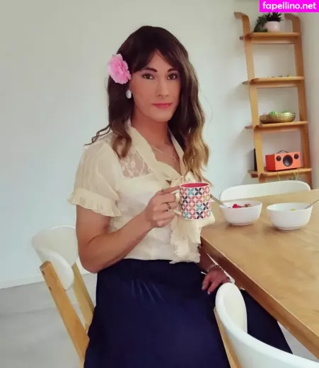 Jennifer London OnlyFans Thumbnail #s7QdzGhXeh