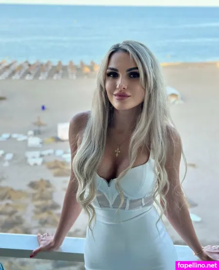 Jennifer Official 1 OnlyFans Thumbnail #C25DUUDZvg