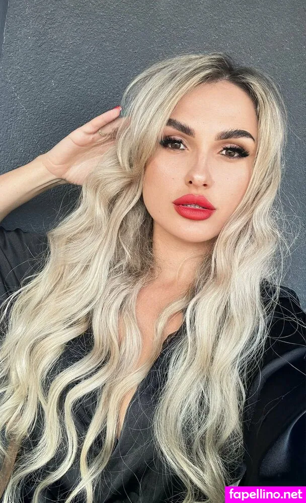 jeniferofficiel, jennifer-official Nude Leaked OnlyFans Photo #C4oVfHq0Ej