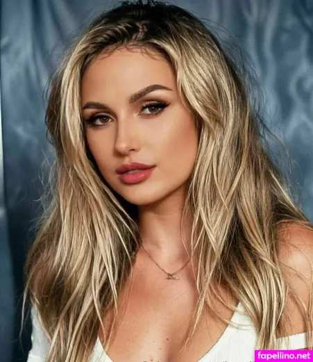 Jennifer Official 1 OnlyFans Thumbnail #Shvva31JkT