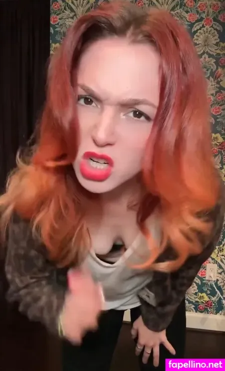 Jennifer Stone OnlyFans Thumbnail #wHFL8xiFnj