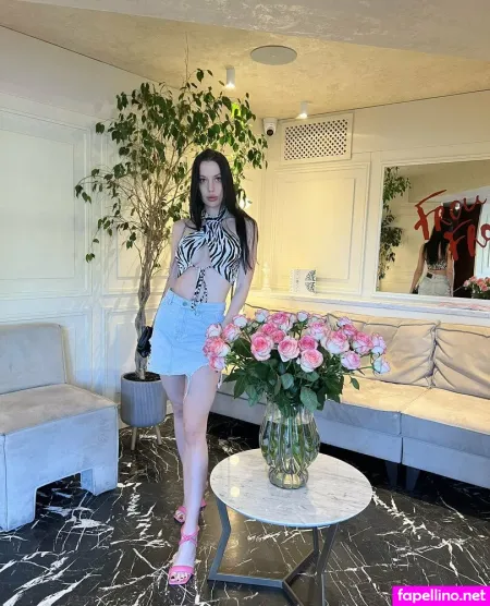 Jennifer Your Girl OnlyFans Thumbnail #jt8OuxRle2