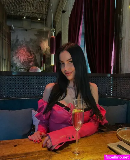Jennifer Your Girl OnlyFans Thumbnail #u1irsNNIBy