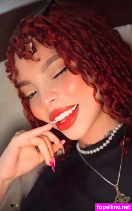 Jenniferlilu OnlyFans Thumbnail #p4dknggZZR