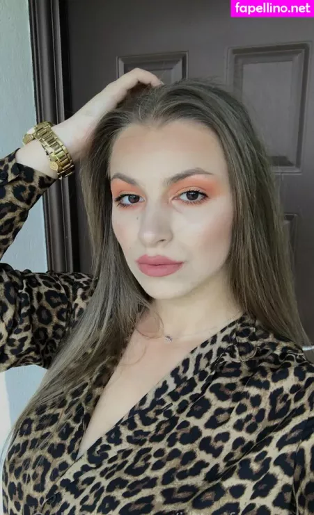 Jenniferwestt OnlyFans Thumbnail #4jMzmTMSgf