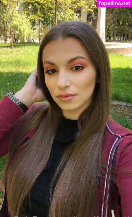 Jenniferwestt OnlyFans Thumbnail #w8GFwG9S37