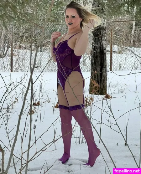 Jenniiefromtheblock0315 OnlyFans Thumbnail #2ApuxzTJ0v