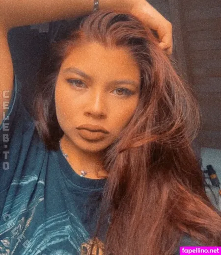 Jennisfeets Main Profile Photo