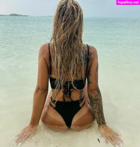 Jenny 19 05 95 OnlyFans Thumbnail #axDP1mBuYD