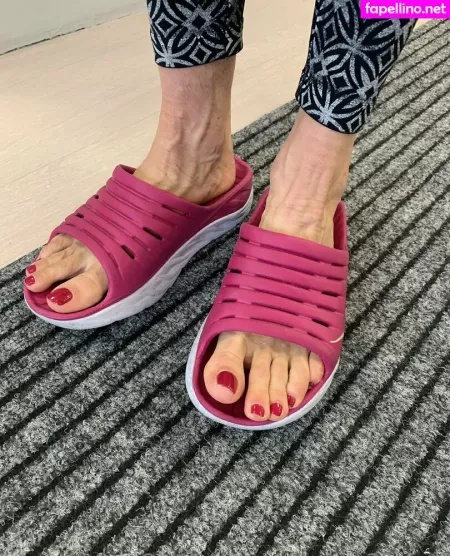 Jenny 38piedi OnlyFans Thumbnail #7JjH5GQZc7