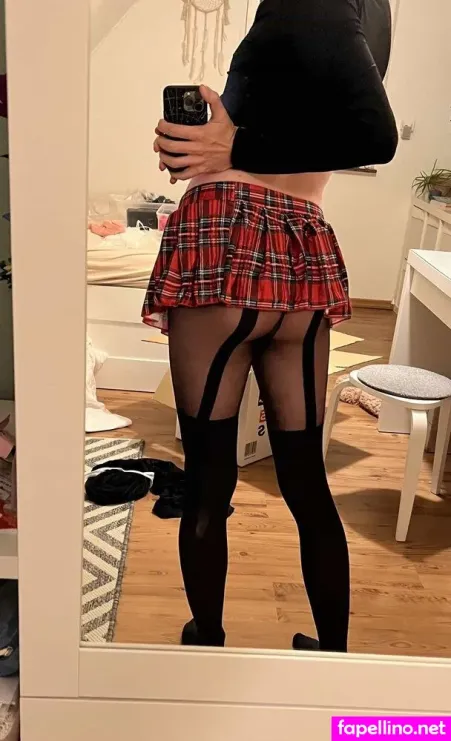 Jenny Fem OnlyFans Thumbnail #XLLlRERyUU