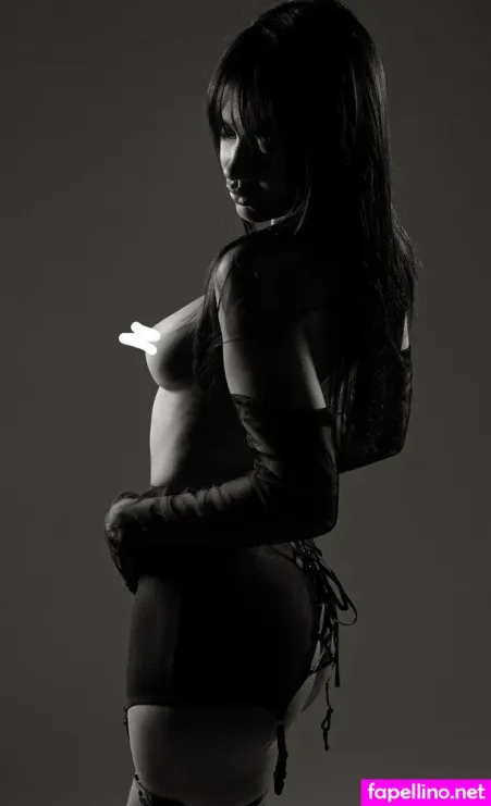 Jenny Frank OnlyFans Thumbnail #F9lutBLiAx