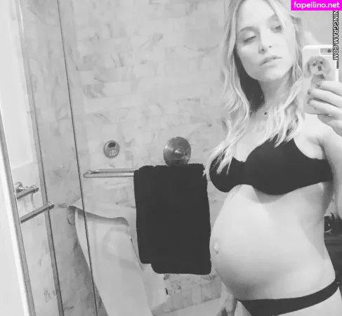 Jenny Mollen OnlyFans Thumbnail #EaeJCX9RSp