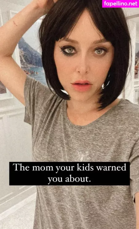 Jenny Mollen OnlyFans Thumbnail #OZEpdWIS5S