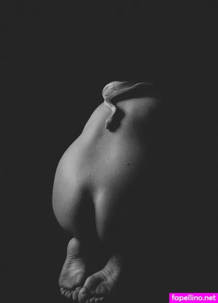 Jenny Redlocks OnlyFans Thumbnail #b5xy1gVAdW