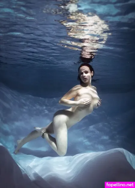 Jenny Redlocks OnlyFans Thumbnail #lwwSSgIAYZ