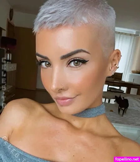 Jenny Schmidt OnlyFans Thumbnail #xGIrO1KmkD
