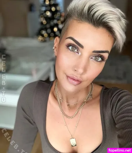 Jenny Schmidt OnlyFans Thumbnail #xlEQZsOwyb