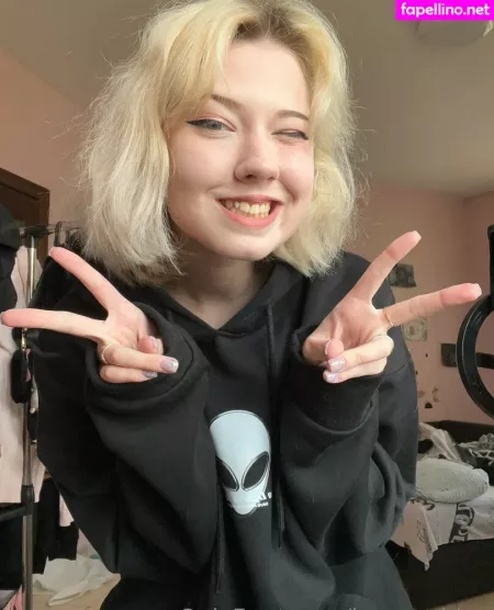 Jenny Shine OnlyFans Thumbnail #W8cifVHlWy