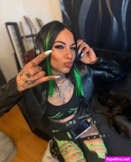 Jenny Sixx OnlyFans Thumbnail #vYOqRhlb2Y