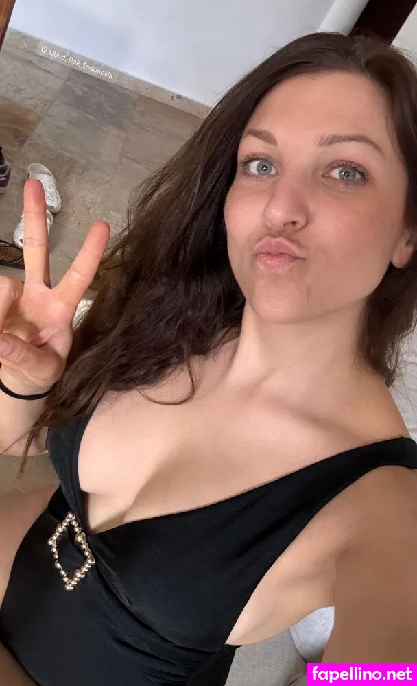 jenny.woess Nude Leaked OnlyFans Photo #0Qju4F6n48