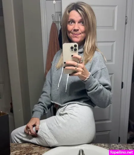 Jennybelle Main Profile Photo