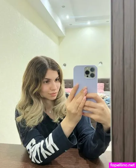 Jennycutiee 1 OnlyFans Thumbnail #QHwhJH7QxU