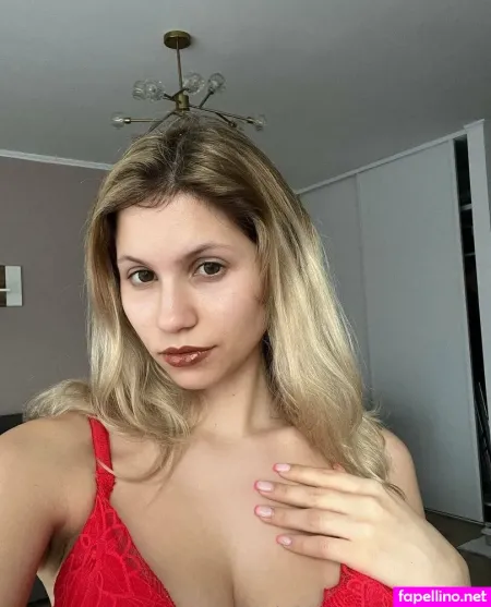 Jennycutiee 1 OnlyFans Thumbnail #rAt4i9VNGB