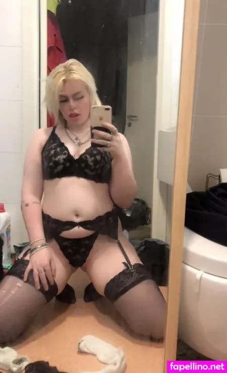 Jennyelisee OnlyFans Thumbnail #yEhhOTYWYz