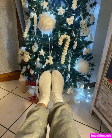 Jennyfeet06 OnlyFans Thumbnail #AOvaCN5zNB