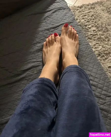 Jennyfeet06 OnlyFans Thumbnail #tGDwFN6WEA