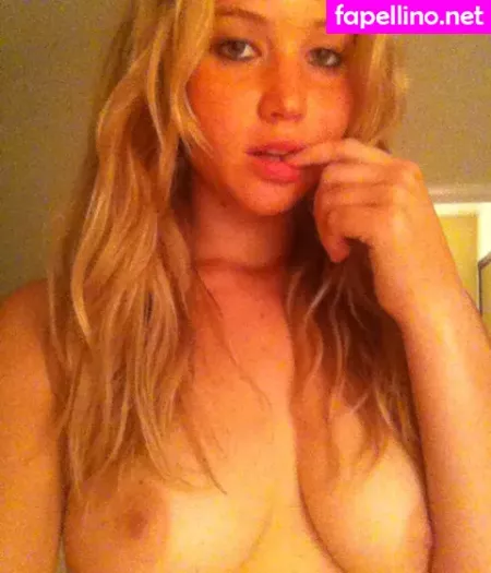 Jennyfer Lawerence OnlyFans Thumbnail #6FF1m8oHEI