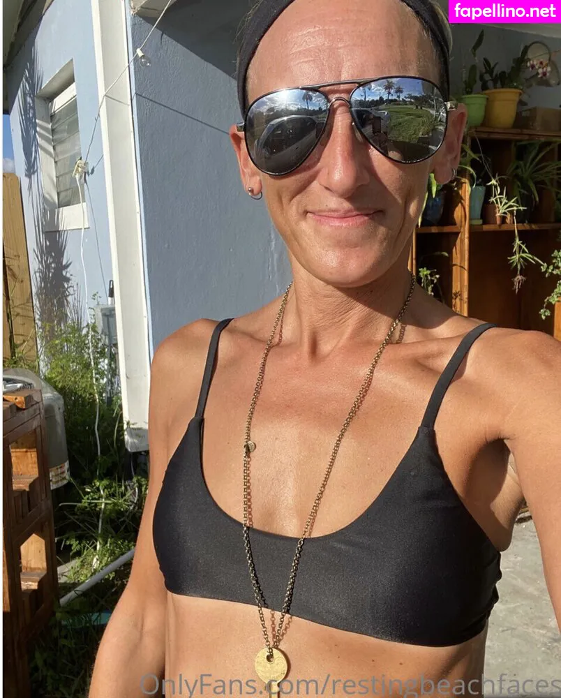 jennygoestothebeach, restingbeachfaces Nude Leaked OnlyFans Photo #hBkeMScTwn