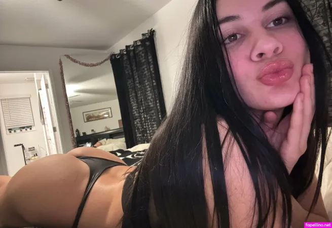 Jennyfromtheblock5 OnlyFans Thumbnail #aQxb71gxno