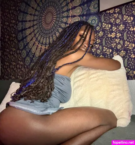 Jennyluxe OnlyFans Thumbnail #jccyvKx40L