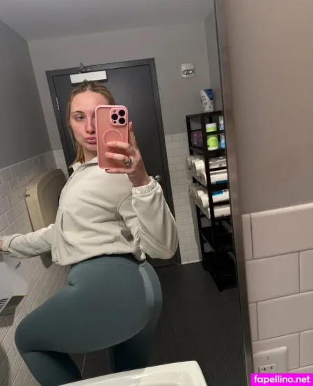 Jennyslapshot OnlyFans Thumbnail #L5fvOZcyZZ