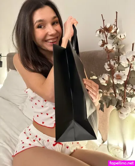 Jennyssweetdiary OnlyFans Thumbnail #Cftf9bPhDq