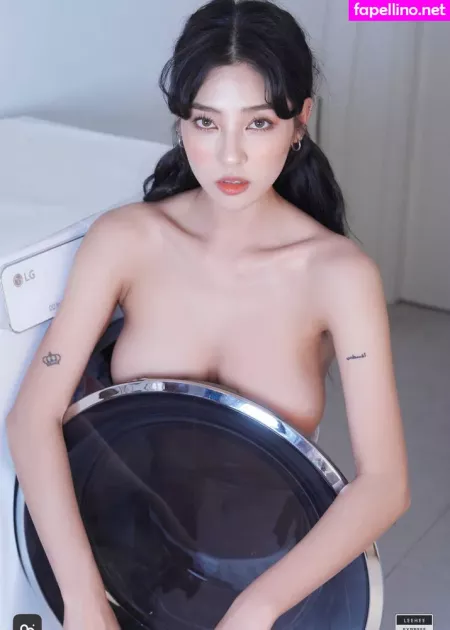 Jeon Jisu OnlyFans Thumbnail #BxhVMBXFDu