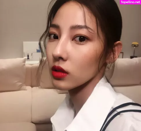 Jeon Jisu OnlyFans Thumbnail #D5S6K9VGyo