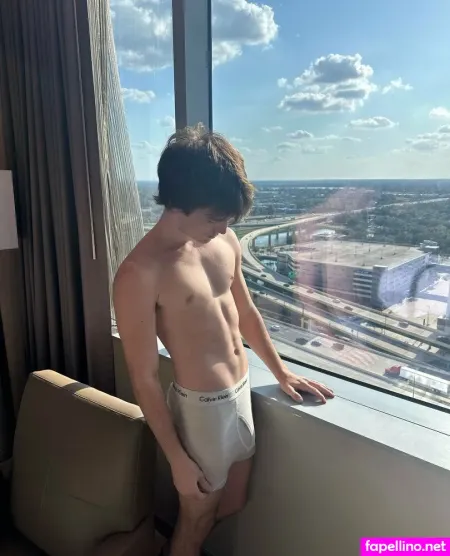 Jeradfree OnlyFans Thumbnail #X4MYozZJfN