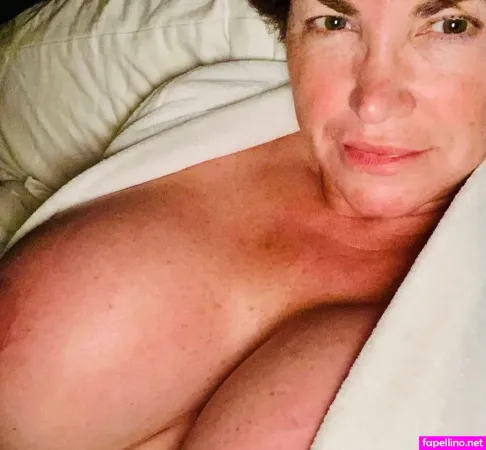 Jeri Juggies OnlyFans Thumbnail #85eNRkXp51