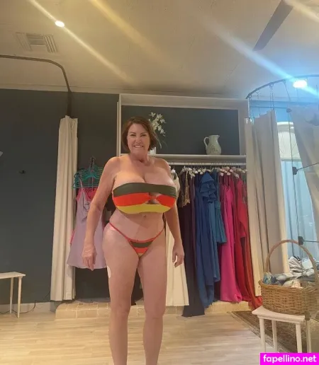 Jeri Juggies OnlyFans Thumbnail #RXvpXQI1WT