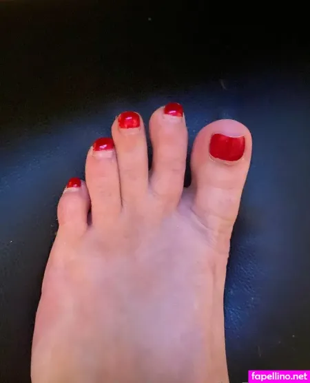 Jes5icasfeet OnlyFans Thumbnail #7An1e5xqg8