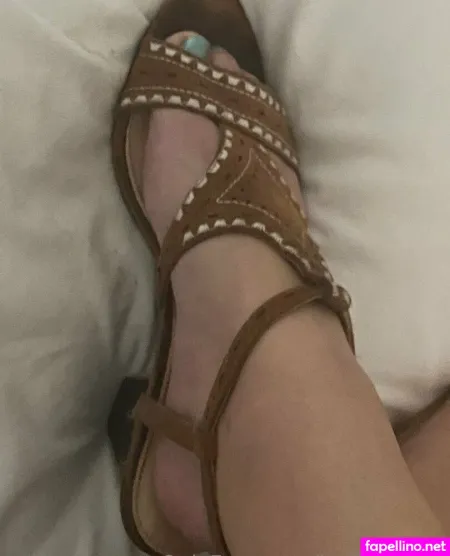 Jes5icasfeet OnlyFans Thumbnail #iyCH9fu32e