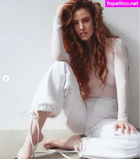 Jess Glynne OnlyFans Thumbnail #2BagRLQrA5